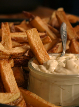 Recipe | Quick and easy garlic scape mayonnaise/dip -	 Recipes with fermented garlic scapes, garlic scapes and organic garlic – Le Petit Mas organic garlic and garlic scape farm in Quebec (Canada) 