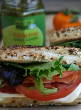Recipe - Smoked fish tomato lettuce sandwich with garlic scape mayonnaise -	 Recipes with fermented garlic scapes, garlic scapes and organic garlic – Le Petit Mas organic garlic and garlic scape farm in Quebec (Canada) 